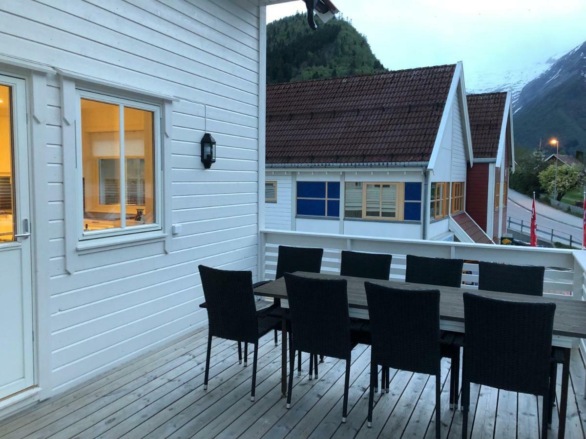 Balestrand Fjordapartments Exteriör bild