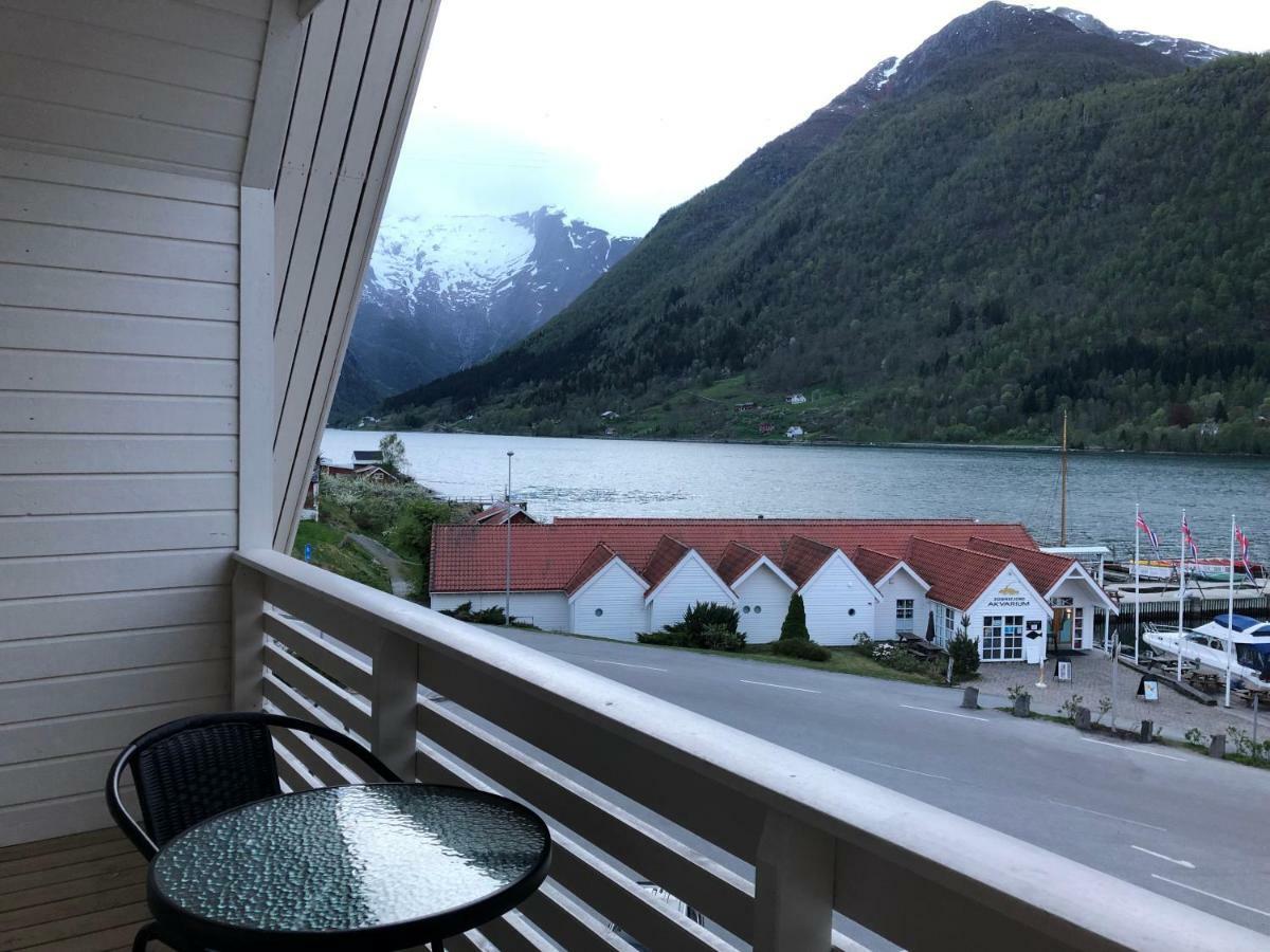 Balestrand Fjordapartments Exteriör bild